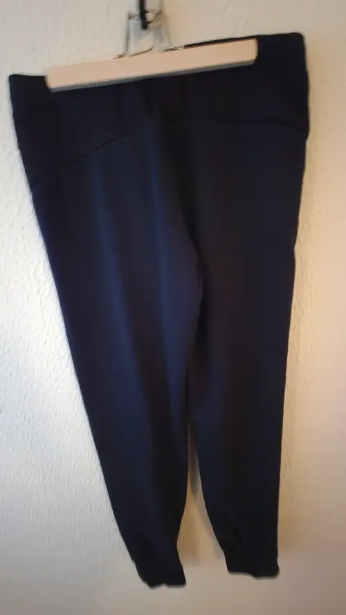 Bild 4 von Angebot 'Puma Trainingshose'