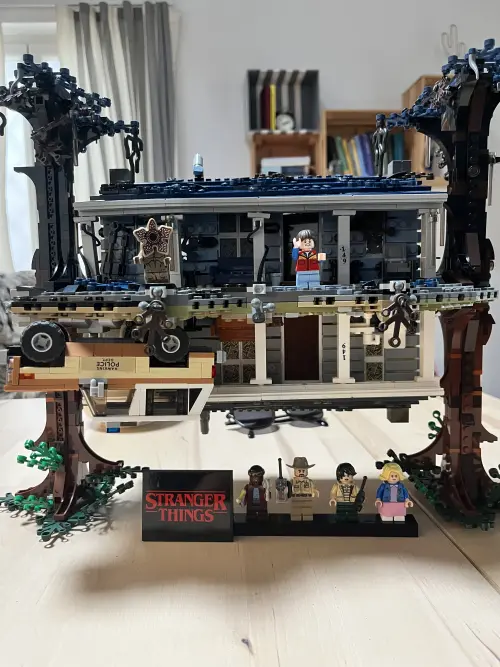 Image 3 de offre 'LEGO Stranger Things The...'