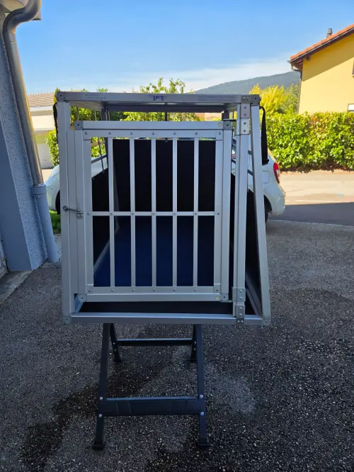 Bild 3 von Angebot 'Hundetransportbox'