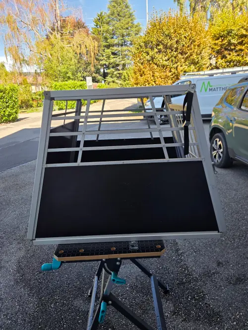 Bild 5 von Angebot 'Hundetransportbox'