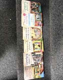 Immagine da offerta 'Libri Titoli vari di Manuela...'