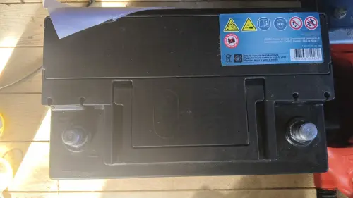 Immagine 3 da offerta 'Batteria auto, 12V / 77 Ah /...'