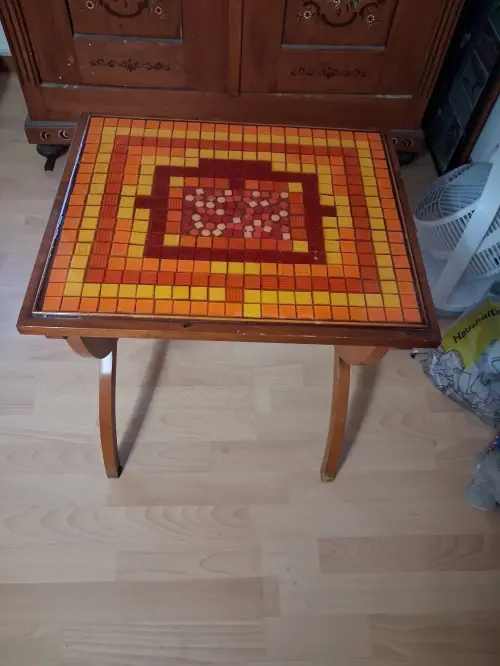 Bild 1 von Angebot 'Mosaiktisch'